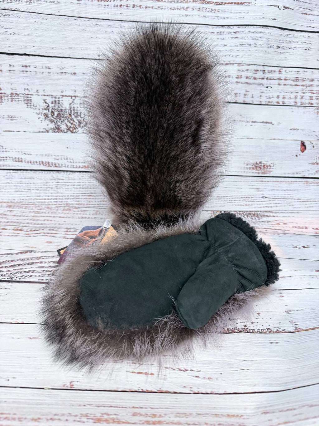 Dyed Racoon Mittens(Ladies)