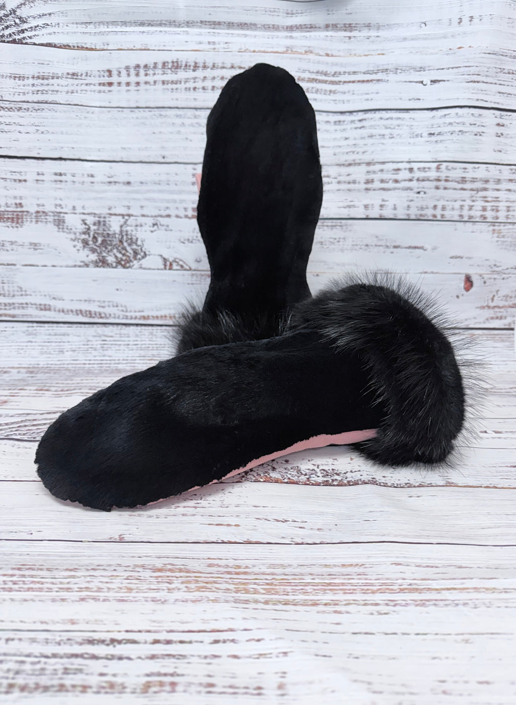 Woman’s Beaver Tall Mittens