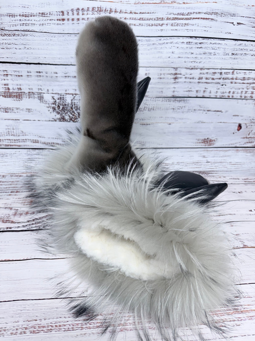 Woman’s Seal Mittens with Raccoon Trim